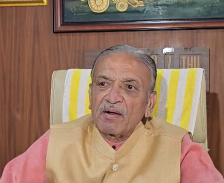 कॉमनवेल्थ-2030 की मेजबानी पीएम मोदी की विकासात्मक पहल को दर्शाता है नरहरि अमीन कॉमनवेल्थ-2030 की मेजबानी पीएम मोदी की विकासात्मक पहल को दर्शाता है नरहरि अमीन