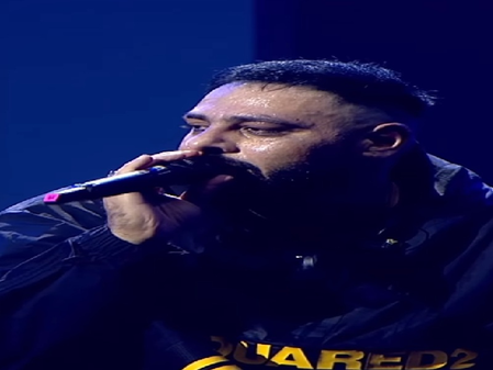 धर्मेंद्र को याद कर नम हुईं बादशाह की आंखें, इंडियन आइडल के सेट पर दी श्रद्धांजलि धर्मेंद्र को याद कर नम हुईं बादशाह की आंखें, इंडियन आइडल के सेट पर दी श्रद्धांजलि