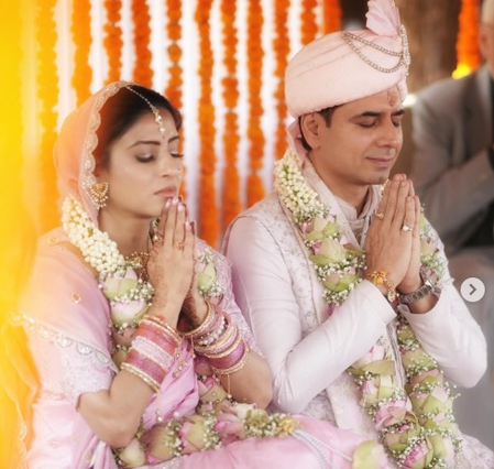 Ashlesha Savant offers a peek into her traditional mandap ceremony with Sandeep Baswana