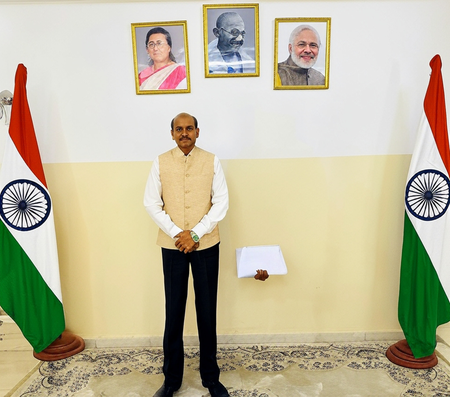 डॉ. हिफ्जुर रहमान लीबिया में भारत के राजदूत नियुक्त, ऊर्जा और तेल के क्षेत्र में सहयोग बढ़ाना होगी प्राथमिकता डॉ. हिफ्जुर रहमान लीबिया में भारत के राजदूत नियुक्त, ऊर्जा और तेल के क्षेत्र में सहयोग बढ़ाना होगी प्राथमिकता