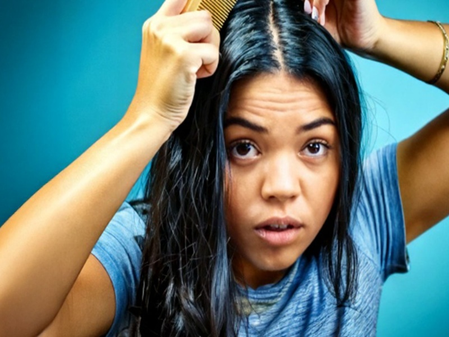 उम्र नहीं, पोषण की कमी की चेतावनी देते हैं सफेद बाल, कैसे पाएं इससे छुटकारा