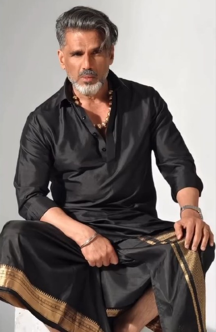 Suniel Shetty celebrates his roots by wearing his pride, calls identity the real fashion Suniel Shetty celebrates his roots by wearing his pride, calls identity the real fashion