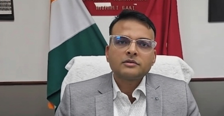 विनोद नगर वार्ड उपचुनाव पूर्वी दिल्ली डीएम ने मतदान की तैयारी की पूरी, सुरक्षा के सख्त इंतजाम