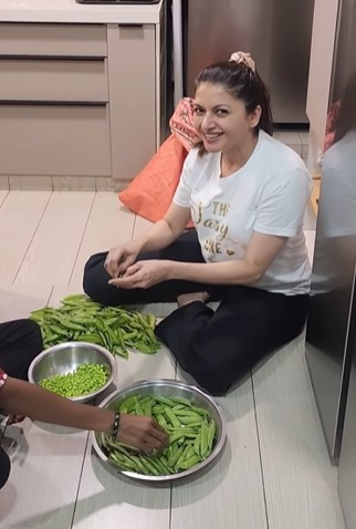 भाग्यश्री को पसंद आई जयपुर की हरी मटर, एक्ट्रेस ने शेयर किया वीडियो