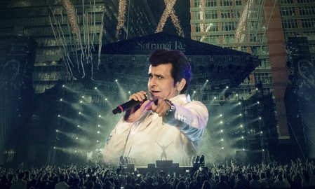 हैदराबाद के कॉन्सर्ट में सोनू निगम ने गाए नॉन-स्टॉप 30 गाने, बिजुरिया पर झूमे दर्शक हैदराबाद के कॉन्सर्ट में सोनू निगम ने गाए नॉन-स्टॉप 30 गाने, बिजुरिया पर झूमे दर्शक