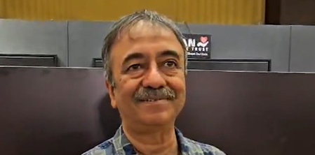 कार्डियक सर्जन डॉ. रमाकांत पांडा की वाइल्डलाइफ फोटोग्राफी को देख बोले राजकुमार हिरानी, हर तस्वीर में जादू है कार्डियक सर्जन डॉ. रमाकांत पांडा की वाइल्डलाइफ फोटोग्राफी को देख बोले राजकुमार हिरानी, हर तस्वीर में जादू है