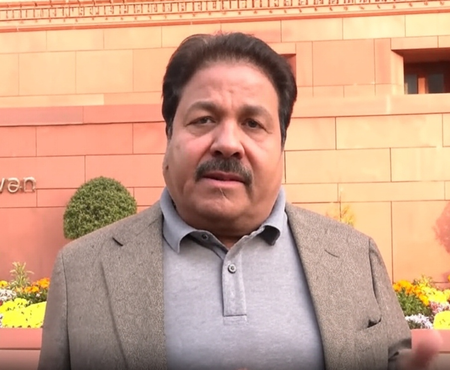 संसद में हंगामे पर पक्ष-विपक्ष के बीच आरोप-प्रत्यारोप, एक-दूसरे को घेरा