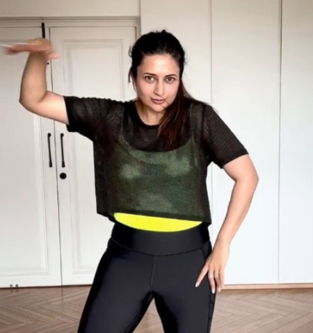 <div>Divyanka Tripathi drops a glimpse into her dedicated preparation for 'The Magic Of Shiri'</div>