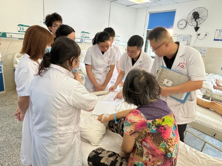 चीन में स्वास्थ्य संस्थानों के कुल मरीजों की संख्या 10 अरब 10 करोड़ से अधिक चीन में स्वास्थ्य संस्थानों के कुल मरीजों की संख्या 10 अरब 10 करोड़ से अधिक