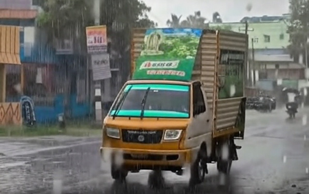 साइक्लोन दित्वाह का असर तमिलनाडु में झमाझम बारिश, कई जिलों में स्कूल-कॉलेज बंद साइक्लोन दित्वाह का असर तमिलनाडु में झमाझम बारिश, कई जिलों में स्कूल-कॉलेज बंद