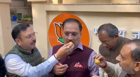 दिल्ली एमसीडी उपचुनाव 12 वार्डों में भाजपा 7 पर जीती, आप की 3 और कांग्रेस की एक सीट बढ़ी