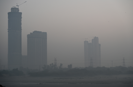एनसीआर में हवा अब भी ‘बेहद खराब’, तेज सर्द हवाओं के बाद भी नहीं मिला आराम, 9 डिग्री तक गिरेगा तापमान
