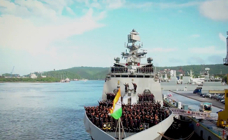 भारतीय नौसेना दिवस  पीएम मोदी ने दी बधाई, कहा- हमारी नौसेना असाधारण साहस और दृढ़ संकल्प का दूसरा नाम है