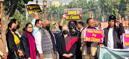 प्रदूषण के कारण छोटे-छोटे बच्चे और बुजुर्ग बेहद परेशान, सोनिया गांधी बोलीं- कदम उठाए सरकार