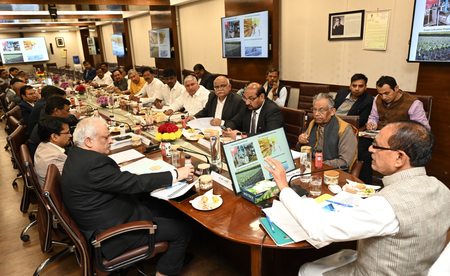 योजनाओं का क्रियान्वयन समयबद्ध, पारदर्शी और किसान केंद्रित हो  शिवराज सिंह चौहान