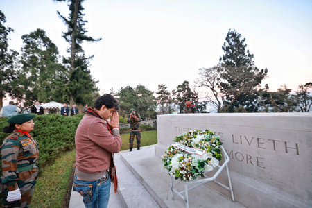 केंद्रीय मंत्री सिंधिया ने कोहिमा युद्ध समाधि स्थल का दौरा किया, शहीदों को दी श्रद्धांजलि
