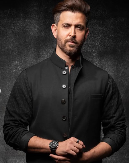 इक्कीस के ट्रेलर से ऋतिक रोशन इंप्रेस, अगस्त्य नंदा की तारीफ में बोले- तुममें वो बात है