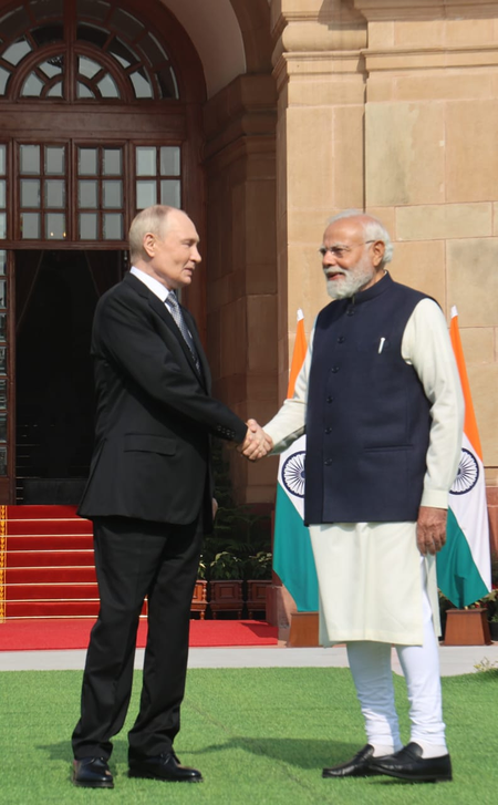 यूक्रेन के संकट पर पीएम मोदी ने रखा देश का पक्ष, बोले- भारत न्यूट्रल नहीं है, हम शांति का समर्थन करते हैं