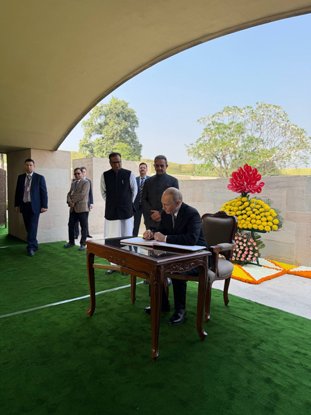 Mahatma Gandhi anticipated new, more just, multipolar world order: Putin