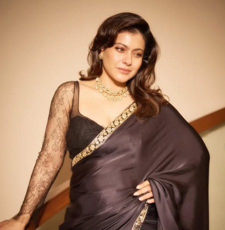 डीडीएलजे के 30 साल पूरे लंदन में शाहरुख–काजोल की कांस्य प्रतिमा का अनावरण, अभिनेत्री ने जताई खुशी