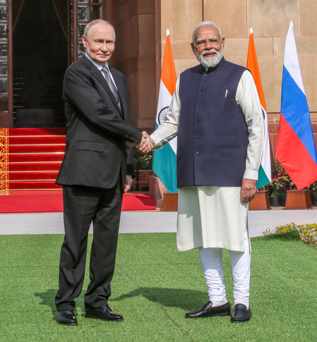 भारत-रूस राष्ट्रपति पुतिन और प्रधानमंत्री मोदी ने 2030 तक 100 अरब डॉलर के द्विपक्षीय व्यापार का लक्ष्य रखा