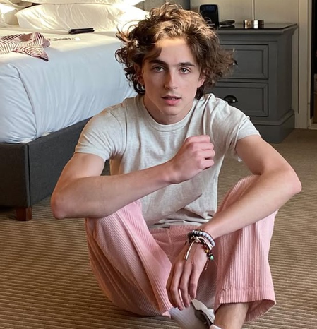 <div>Timothee Chalamet dances to Soulja Boy’s track on 'Marty Supreme' press tour</div>