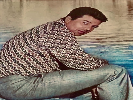 'इंसानियत का मजहब अपनाओ' – जानिए धर्मेंद्र ने बच्चों को सबसे बड़ा तोहफा क्या दिया था