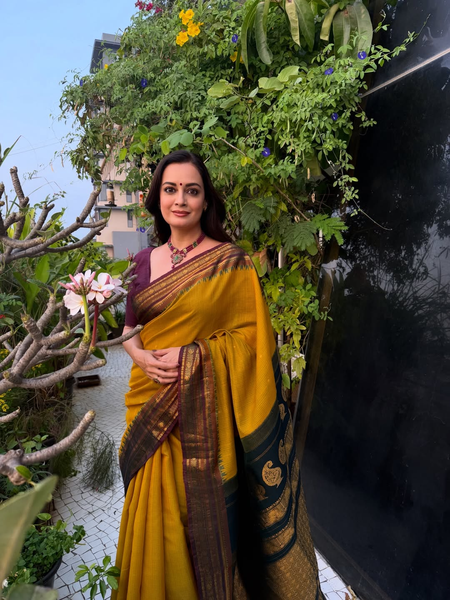 Dia Mirza receives a special gift from Shabana Azmi which she promises to cherish for life