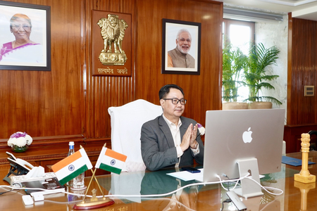 बीआरओ की 125 बुनियादी ढांचा परियोजनाओं के उद्घाटन समारोह में किरेन रिजिजू हुए शामिल बीआरओ की 125 बुनियादी ढांचा परियोजनाओं के उद्घाटन समारोह में किरेन रिजिजू हुए शामिल