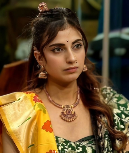 फरहाना भट्ट ने बिग-बॉस-19 को बताया सबसे बड़ा जैकपॉट, कहा- लोग मुझे प्यार और सपोर्ट कर रहे हैं फरहाना भट्ट ने बिग-बॉस-19 को बताया सबसे बड़ा जैकपॉट, कहा- लोग मुझे प्यार और सपोर्ट कर रहे हैं