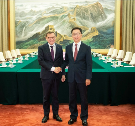 हान चेंग ने जर्मनी के विदेश मंत्री वाडेफुल से मुलाकात की हान चेंग ने जर्मनी के विदेश मंत्री वाडेफुल से मुलाकात की