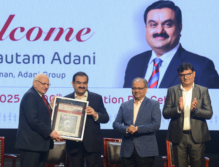 आईआईटी धनबाद में गौतम अदाणी ने छात्रों को दिया आत्मनिर्भरता का मंत्र : डिप्टी डायरेक्टर प्रो.धीरज कुमार