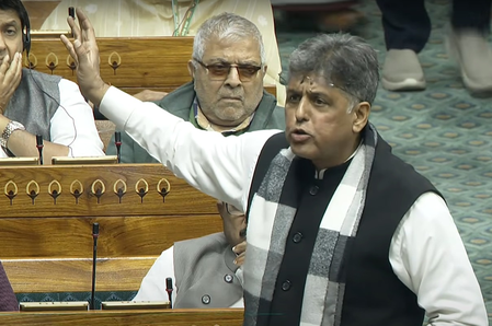 लोकसभा में चुनाव सुधार पर चर्चा: मनीष तिवारी ने चुनाव आयोग की निष्पक्षता और एसआईआर पर उठाए सवाल