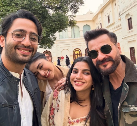 Shaheer Sheikh shares happy moments in great company with Mouni Roy and Sanjay Kapoor Shaheer Sheikh shares happy moments in great company with Mouni Roy and Sanjay Kapoor