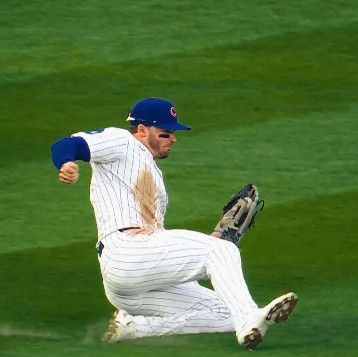 बेसबॉल और सॉफ्टबॉल में क्या अंतर है? दोनों खेलों में होता है बल्ले, गेंद और ग्लव्स का इस्तेमाल