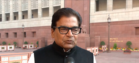 एसआईआर प्रक्रिया को लेकर चुनाव आयोग खुद भ्रमित: सपा सांसद रामगोपाल यादव