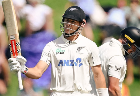 वेलिंगटन टेस्ट: न्यूजीलैंड ने पहली पारी में वेस्टइंडीज पर 73 रन की बढ़त बनाई वेलिंगटन टेस्ट: न्यूजीलैंड ने पहली पारी में वेस्टइंडीज पर 73 रन की बढ़त बनाई