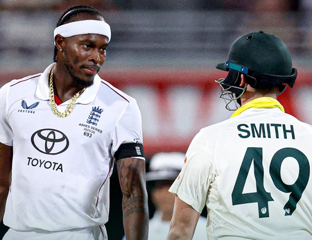 Jofra embarrassed himself and his team: Ponting reacts to Archer-Smith clash during Gabba Test Jofra embarrassed himself and his team: Ponting reacts to Archer-Smith clash during Gabba Test