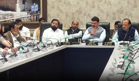 सीएम फडणवीस ने पीएमआरडीए बैठक की अध्यक्षता की, नदी सफाई और मेट्रो लाइन-3 को मिली तेजी