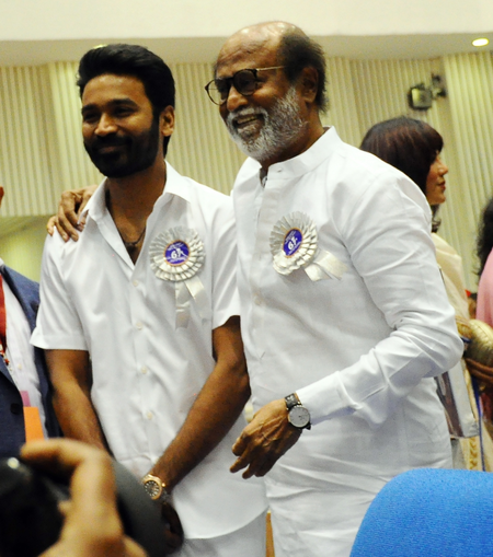 <div>Dhanush says 'Happy birthday Thalaiva' as Rajinikanth turns 75</div>