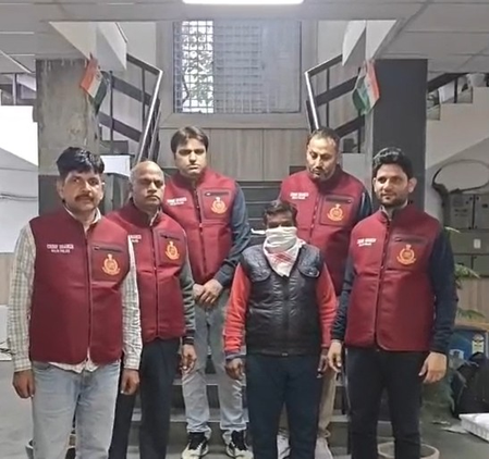 दिल्ली पुलिस ने 11 साल पुराना मर्डर केस सुलझाया, फरार आरोपी कासगंज से गिरफ्तार