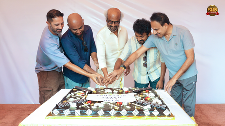 <div>Superstar Rajinikanth celebrates 75th birthday on the sets of 'Jailer 2'</div>