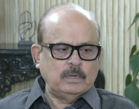 मोहम्मद मुकीम के पत्र से कांग्रेस में कलह बढ़ी, तारिक अनवर ने किया पार्टी हाईकमान का बचाव