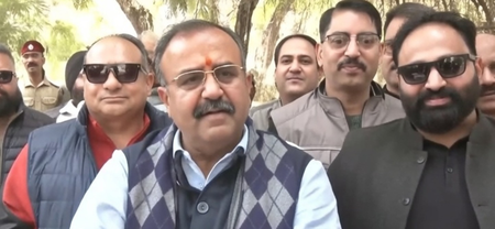 जम्मू-कश्मीर में अवैध रूप से रह रहे बांग्लादेशी नागरिकों के खिलाफ कार्रवाई जरूरी विक्रम रंधावा जम्मू-कश्मीर में अवैध रूप से रह रहे बांग्लादेशी नागरिकों के खिलाफ कार्रवाई जरूरी विक्रम रंधावा