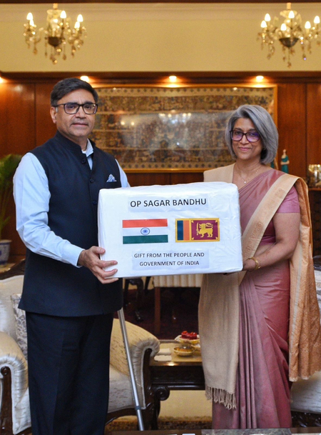 <div>Foreign Secretary Misri meets Lankan envoy, reiterates India's continuous support after Cyclone Ditwah</div>