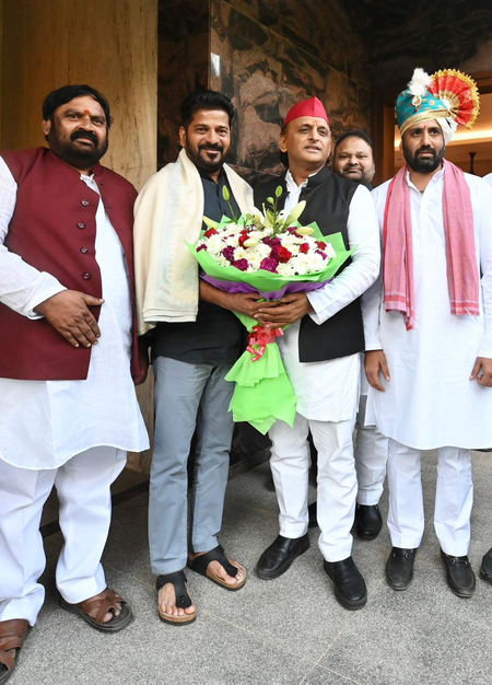 समस्याओं के समाधान के लिए एक स्पष्ट, यथार्थवादी और प्रगतिशील रोडमैप जरूरी अखिलेश यादव समस्याओं के समाधान के लिए एक स्पष्ट, यथार्थवादी और प्रगतिशील रोडमैप जरूरी अखिलेश यादव