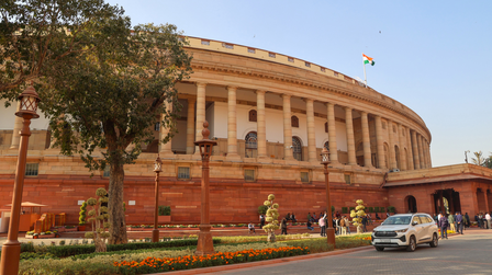 संसद पर आतंकी हमले की बरसी 13 दिसंबर, जब लोकतंत्र के मंदिर को दहलाने की कोशिश हुई संसद पर आतंकी हमले की बरसी 13 दिसंबर, जब लोकतंत्र के मंदिर को दहलाने की कोशिश हुई