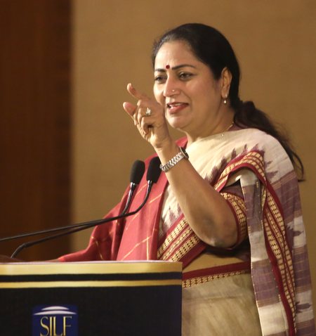 प्रदूषण को लेकर दिल्ली सरकार सख्त, खुले में कूड़ा जलाने पर 5,000 रुपए तक का जुर्माना प्रदूषण को लेकर दिल्ली सरकार सख्त, खुले में कूड़ा जलाने पर 5,000 रुपए तक का जुर्माना