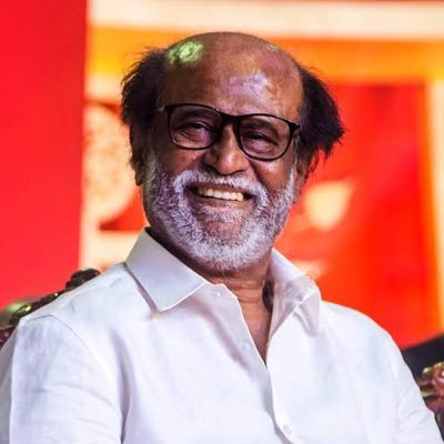 Rajinikanth visits Tirupati with family to offer prayers Rajinikanth visits Tirupati with family to offer prayers