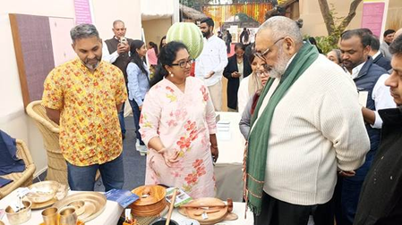 Indian youth reimagining traditional crafts for global markets: Giriraj Singh